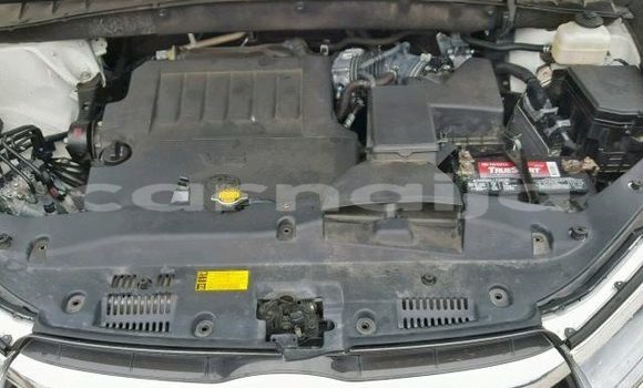 Acheter Occasion Voiture Toyota Highlander Blanc à Lagos, État de Lagos Acheter Occasion Voiture Toyota Highlander Blanc à Lagos, État de Lagos