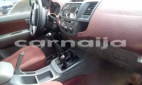 Acheter Occasion Voiture Toyota Hilux Blanc à Lagos, État de Lagos Acheter Occasion Voiture Toyota Hilux Blanc à Lagos, État de Lagos