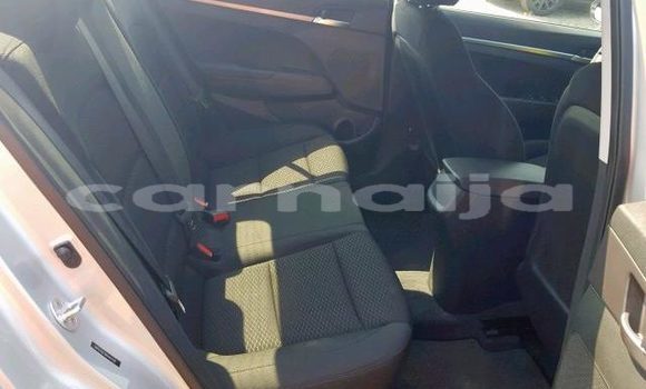 Acheter Occasion Voiture Hyundai Elantra Gris à Lagos, État de Lagos Acheter Occasion Voiture Hyundai Elantra Gris à Lagos, État de Lagos