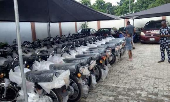 Acheter Occasion Moto Bajaj CT Noir à Lagos, État de Lagos Acheter Occasion Moto Bajaj CT Noir à Lagos, État de Lagos