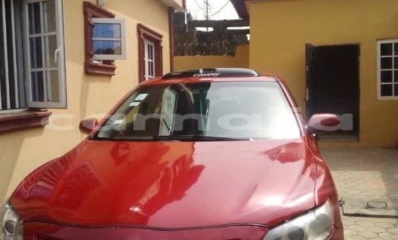 Acheter Occasion Voiture Toyota Camry Rouge à Lagos, État de Lagos Acheter Occasion Voiture Toyota Camry Rouge à Lagos, État de Lagos