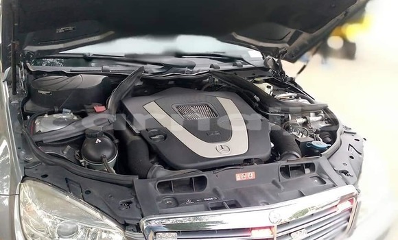 Acheter Occasion Voiture Mercedes-Benz C–Class Gris à Abuja, État de Lagos Acheter Occasion Voiture Mercedes-Benz C–Class Gris à Abuja, État de Lagos