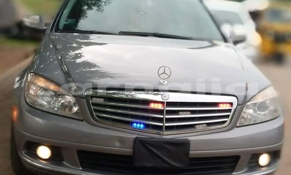 Acheter Occasion Voiture Mercedes-Benz C–Class Gris à Abuja, État de Lagos Acheter Occasion Voiture Mercedes-Benz C–Class Gris à Abuja, État de Lagos