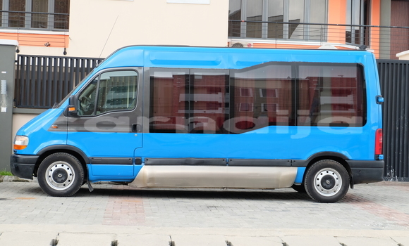 Buy Used Renault Trafic Blue Car in Lagos in Lagos State