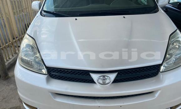 Acheter Import Voiture Toyota Sienna Blanc à Daura, Katsina Acheter Import Voiture Toyota Sienna Blanc à Daura, Katsina