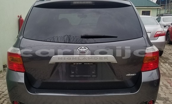Buy New Toyota Highlander Other Car in Lagos in Lagos State Buy New Toyota Highlander Other Car in Lagos in Lagos State