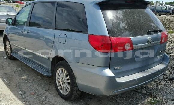 Acheter Occasion Voiture Toyota Sienna Bleu à Abuja, État de Lagos Acheter Occasion Voiture Toyota Sienna Bleu à Abuja, État de Lagos