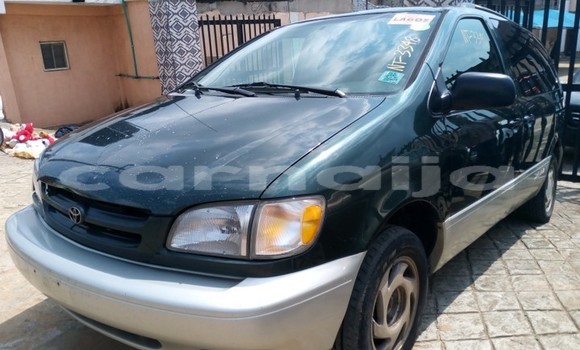 Buy New Toyota Sienna Other Car in Lagos in Lagos State