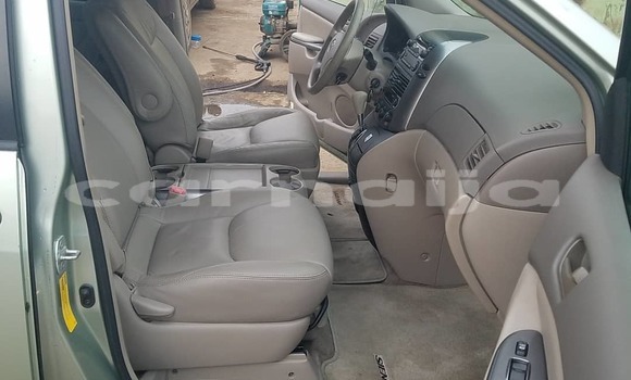 Acheter Neuf Voiture Toyota Sienna Rouge à Ipokia, État d'Ogun Acheter Neuf Voiture Toyota Sienna Rouge à Ipokia, État d'Ogun