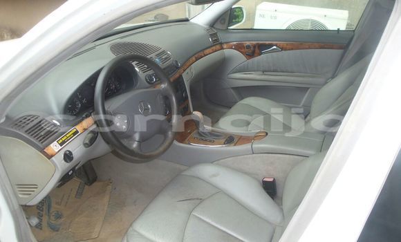 Acheter Neuf Voiture Mercedes-Benz 200 Autre à Ipokia, État d'Ogun Acheter Neuf Voiture Mercedes-Benz 200 Autre à Ipokia, État d'Ogun