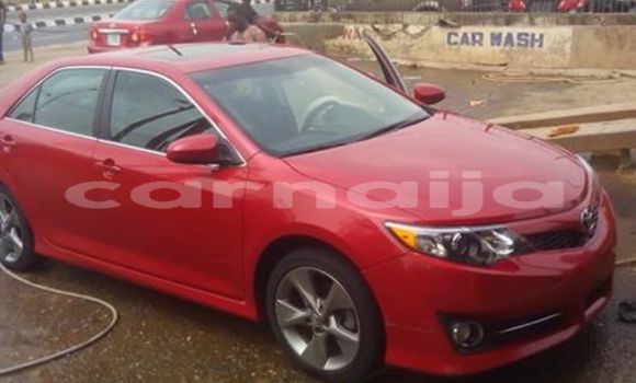 Acheter Occasion Voiture Toyota Camry Rouge à Lagos, État de Lagos Acheter Occasion Voiture Toyota Camry Rouge à Lagos, État de Lagos