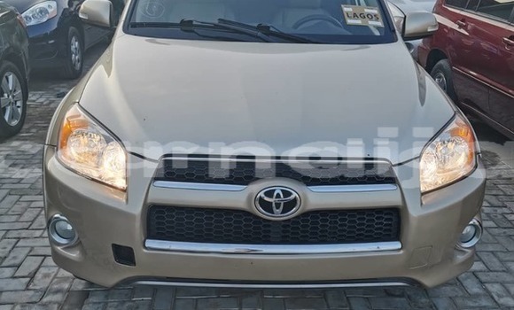 Acheter Neuf Voiture Toyota RAV4 Beige à Lagos, État de Lagos