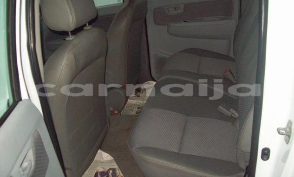 Acheter Neuf Voiture Toyota Hilux Surf Blanc à Lagos, État de Lagos Acheter Neuf Voiture Toyota Hilux Surf Blanc à Lagos, État de Lagos