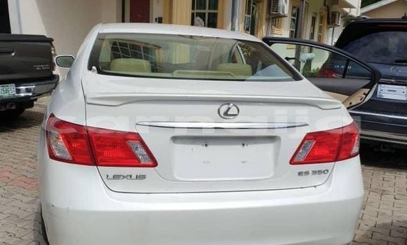 Acheter Occasion Voiture Lexus ES Blanc à Lagos, État de Lagos Acheter Occasion Voiture Lexus ES Blanc à Lagos, État de Lagos