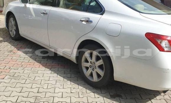 Acheter Occasion Voiture Lexus ES Blanc à Lagos, État de Lagos Acheter Occasion Voiture Lexus ES Blanc à Lagos, État de Lagos