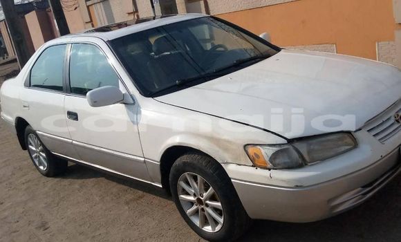 Buy Used Toyota Camry White Car in Lagos in Lagos State Buy Used Toyota Camry White Car in Lagos in Lagos State