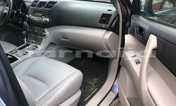 Buy Used Toyota Highlander Blue Car in Lagos in Lagos State Buy Used Toyota Highlander Blue Car in Lagos in Lagos State