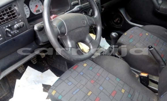 Acheter Neuf Voiture Volkswagen Golf Country Rouge à Lagos, État de Lagos Acheter Neuf Voiture Volkswagen Golf Country Rouge à Lagos, État de Lagos