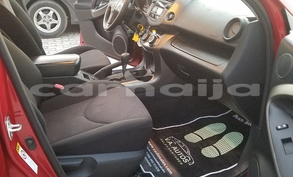 Acheter Neuf Voiture Toyota RAV4 Rouge à Lagos, État de Lagos Acheter Neuf Voiture Toyota RAV4 Rouge à Lagos, État de Lagos