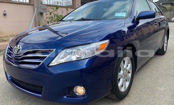 Buy Used Toyota Camry Blue Car in Aba in Abia State Buy Used Toyota Camry Blue Car in Aba in Abia State