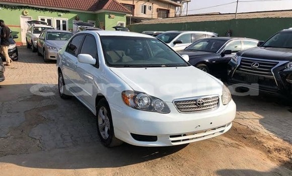 Buy Used Toyota Corolla White Car in Aba in Abia State