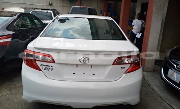 Acheter Occasion Voiture Toyota Camry Blanc à Aba, État d'Abia