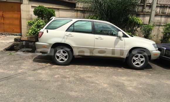 Acheter Neuf Voiture Lexus RX 300 Blanc à Ipokia, État d'Ogun