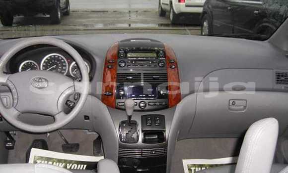 Buy New Toyota Sienna White Car in Benin City in Edo Buy New Toyota Sienna White Car in Benin City in Edo