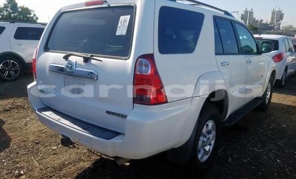 Acheter Import Voiture Toyota 4Runner Blanc à Lagos, État de Lagos Acheter Import Voiture Toyota 4Runner Blanc à Lagos, État de Lagos