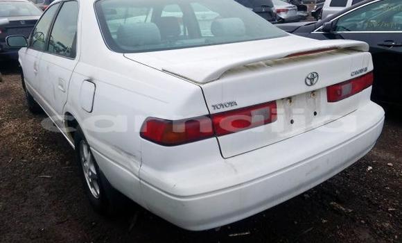 Acheter Neuf Voiture Toyota Camry Blanc à Asaba, État du Delta