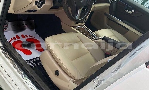 Acheter Occasion Voiture Mercedes-Benz GLK–Class Blanc à Lagos, État de Lagos Acheter Occasion Voiture Mercedes-Benz GLK–Class Blanc à Lagos, État de Lagos