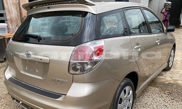 Acheter Occasion Voiture Toyota Matrix Beige à Lagos, État de Lagos Acheter Occasion Voiture Toyota Matrix Beige à Lagos, État de Lagos