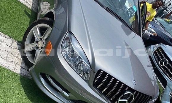Acheter Occasion Voiture Mercedes-Benz C–Class Gris à Lagos, État de Lagos Acheter Occasion Voiture Mercedes-Benz C–Class Gris à Lagos, État de Lagos