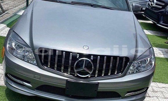 Acheter Occasion Voiture Mercedes-Benz C–Class Gris à Lagos, État de Lagos Acheter Occasion Voiture Mercedes-Benz C–Class Gris à Lagos, État de Lagos