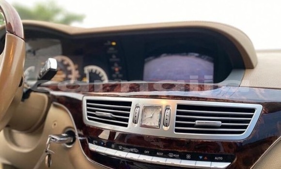 Acheter Occasion Voiture Mercedes-Benz S–Class Noir à Lagos, État de Lagos Acheter Occasion Voiture Mercedes-Benz S–Class Noir à Lagos, État de Lagos