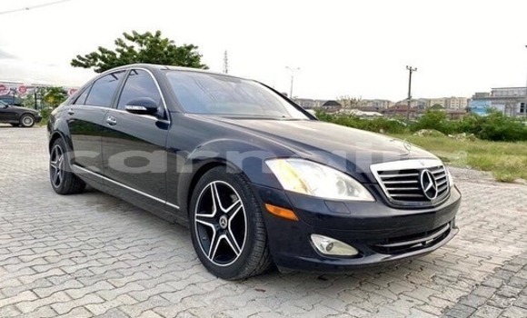 Acheter Occasion Voiture Mercedes-Benz S–Class Noir à Lagos, État de Lagos Acheter Occasion Voiture Mercedes-Benz S–Class Noir à Lagos, État de Lagos