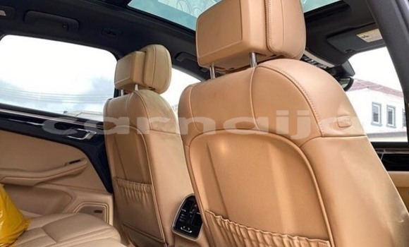 Acheter Occasion Voiture Porsche Macan Bleu à Lagos, État de Lagos Acheter Occasion Voiture Porsche Macan Bleu à Lagos, État de Lagos