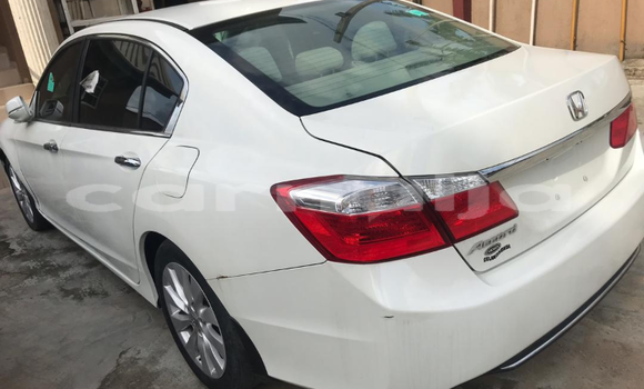 Buy Used Honda Accord White Car in Surulere in Lagos State