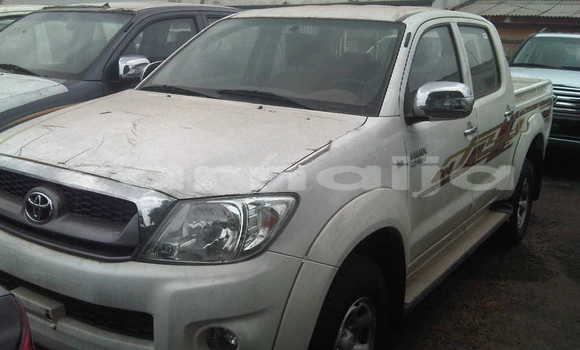 Acheter Neuf Voiture Toyota Hilux Autre à Ipokia, État d'Ogun Acheter Neuf Voiture Toyota Hilux Autre à Ipokia, État d'Ogun