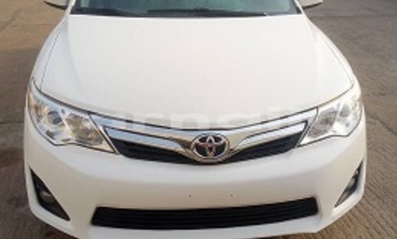 Acheter Occasion Voiture Toyota Camry Blanc à Abuja, État de Lagos