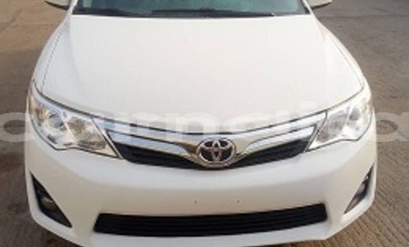 Acheter Neuf Voiture Toyota Camry Blanc à Ikeja, État de Lagos