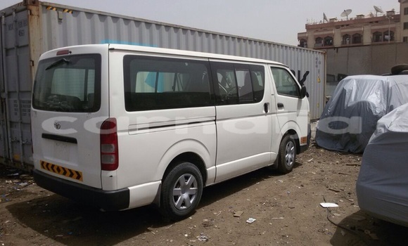 Buy New Toyota Hiace White Car in Calabar in Cross River State Buy New Toyota Hiace White Car in Calabar in Cross River State