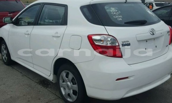 Buy New Toyota Yaris White Car in Ogwashi–Uku in Delta State Buy New Toyota Yaris White Car in Ogwashi–Uku in Delta State
