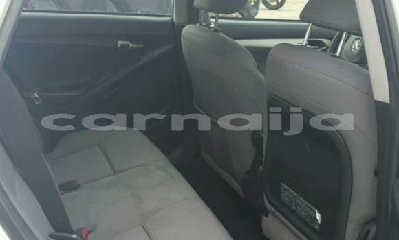 Buy New Toyota Yaris White Car in Ogwashi–Uku in Delta State Buy New Toyota Yaris White Car in Ogwashi–Uku in Delta State