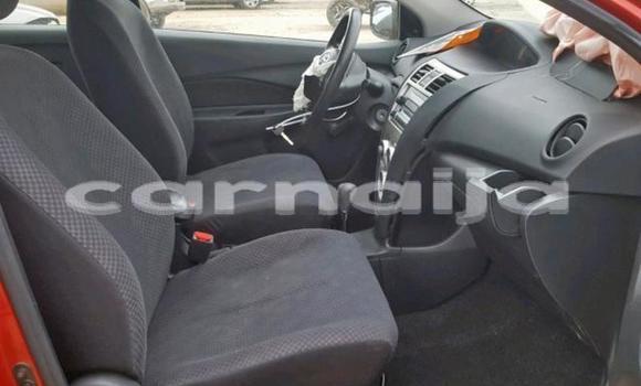 Acheter Neuf Voiture Toyota Yaris Rouge à Ikeja, État de Lagos Acheter Neuf Voiture Toyota Yaris Rouge à Ikeja, État de Lagos