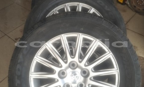 Acheter Buy any tires , à Abeokuta, État d'Ogun Acheter Buy any tires , à Abeokuta, État d'Ogun