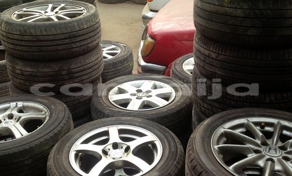 Acheter Buy any tires , à Abeokuta, État d'Ogun Acheter Buy any tires , à Abeokuta, État d'Ogun