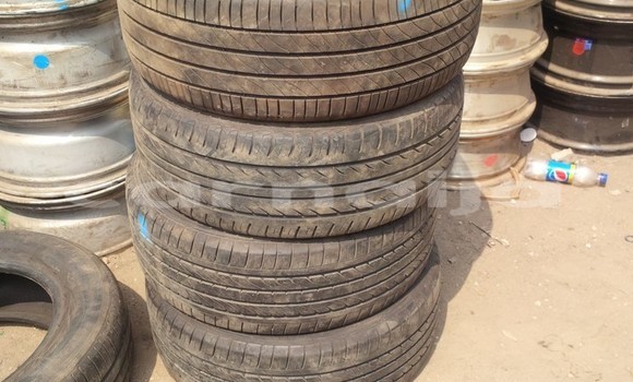 Acheter Buy any tires , à Abeokuta, État d'Ogun Acheter Buy any tires , à Abeokuta, État d'Ogun