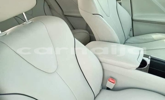 Buy Used Toyota Venza White Car in Lagos in Lagos State Buy Used Toyota Venza White Car in Lagos in Lagos State