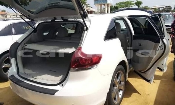 Buy New Toyota Venza White Car in Lagos in Lagos State Buy New Toyota Venza White Car in Lagos in Lagos State